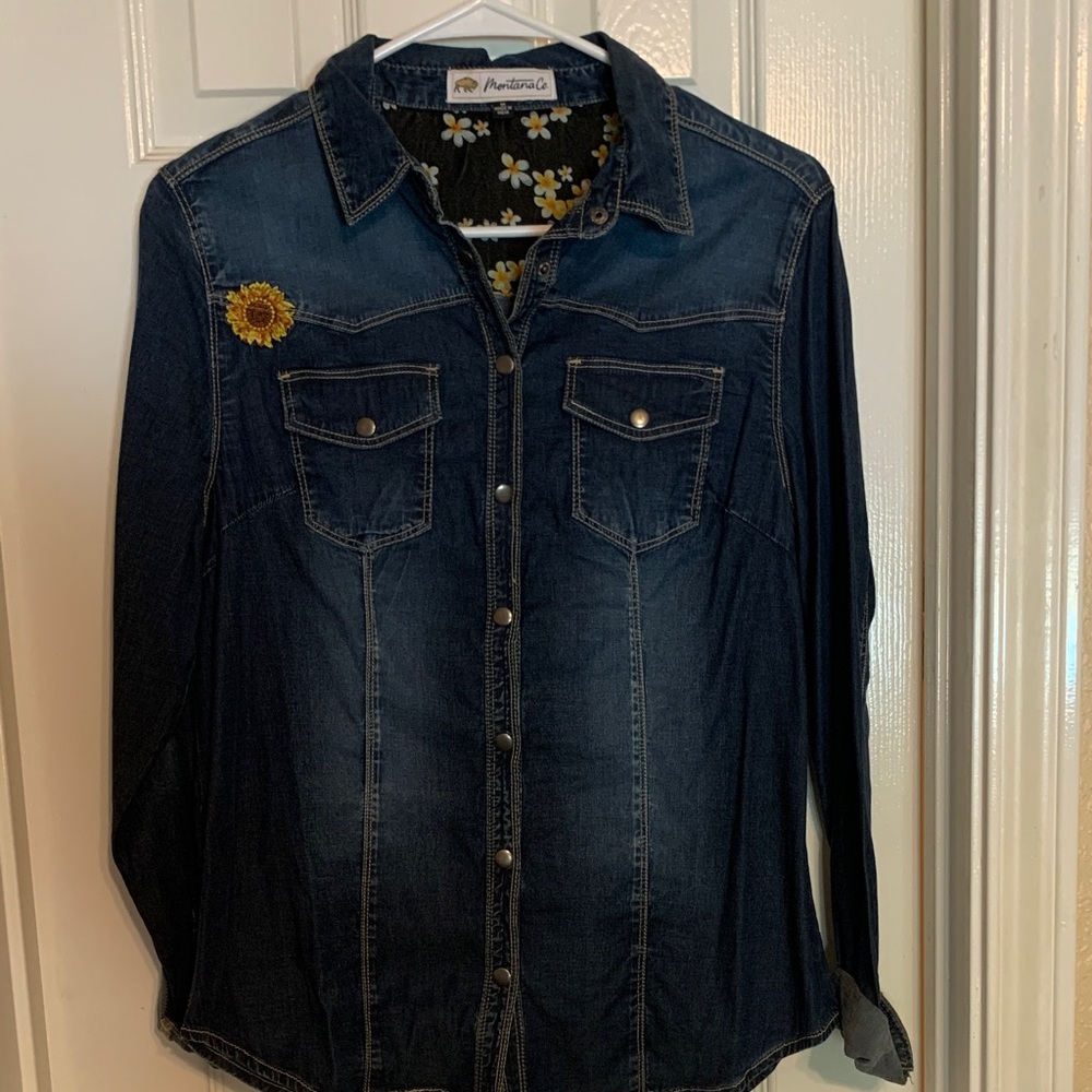 Madison & Co. Women's Dark Denim Button-Down Shirt - Sunflower Detail